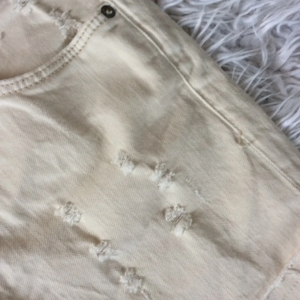 NWOT Anthro Pilcro Ultra High Rise Denim Shorts - Picture 10 of 11